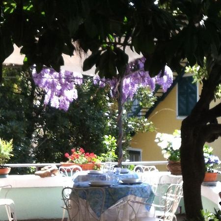 Hotel Pensione Moderna Bonassola Bagian luar foto