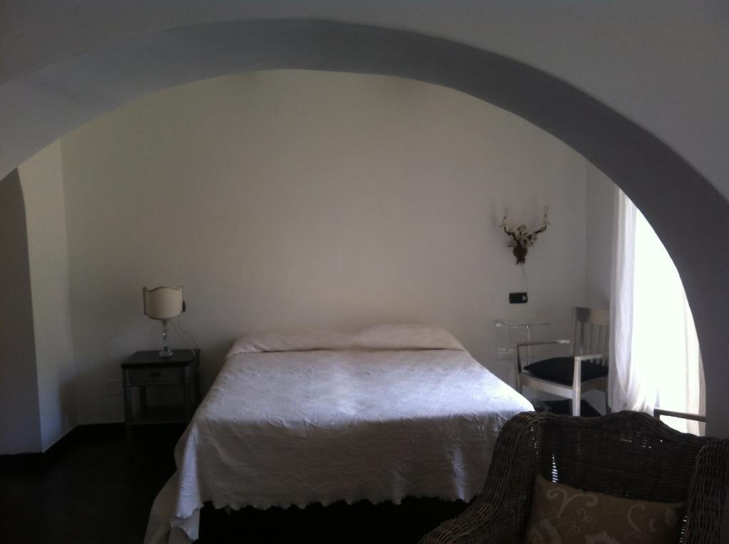 Hotel Pensione Moderna Bonassola Ruang foto