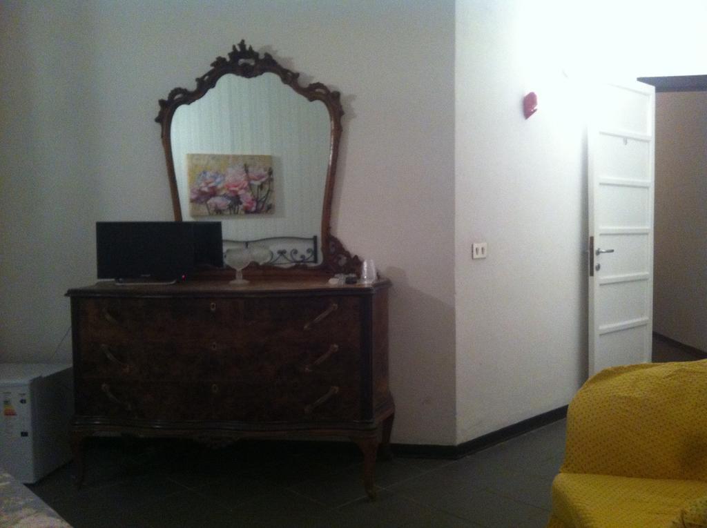 Hotel Pensione Moderna Bonassola Bagian luar foto