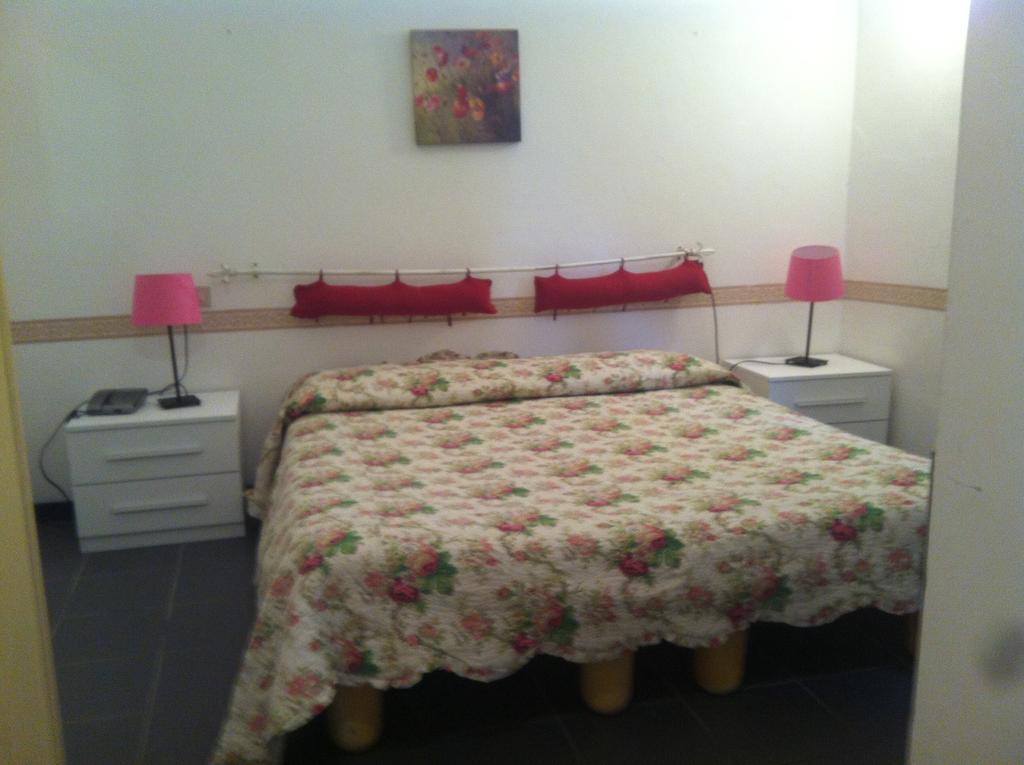 Hotel Pensione Moderna Bonassola Bagian luar foto
