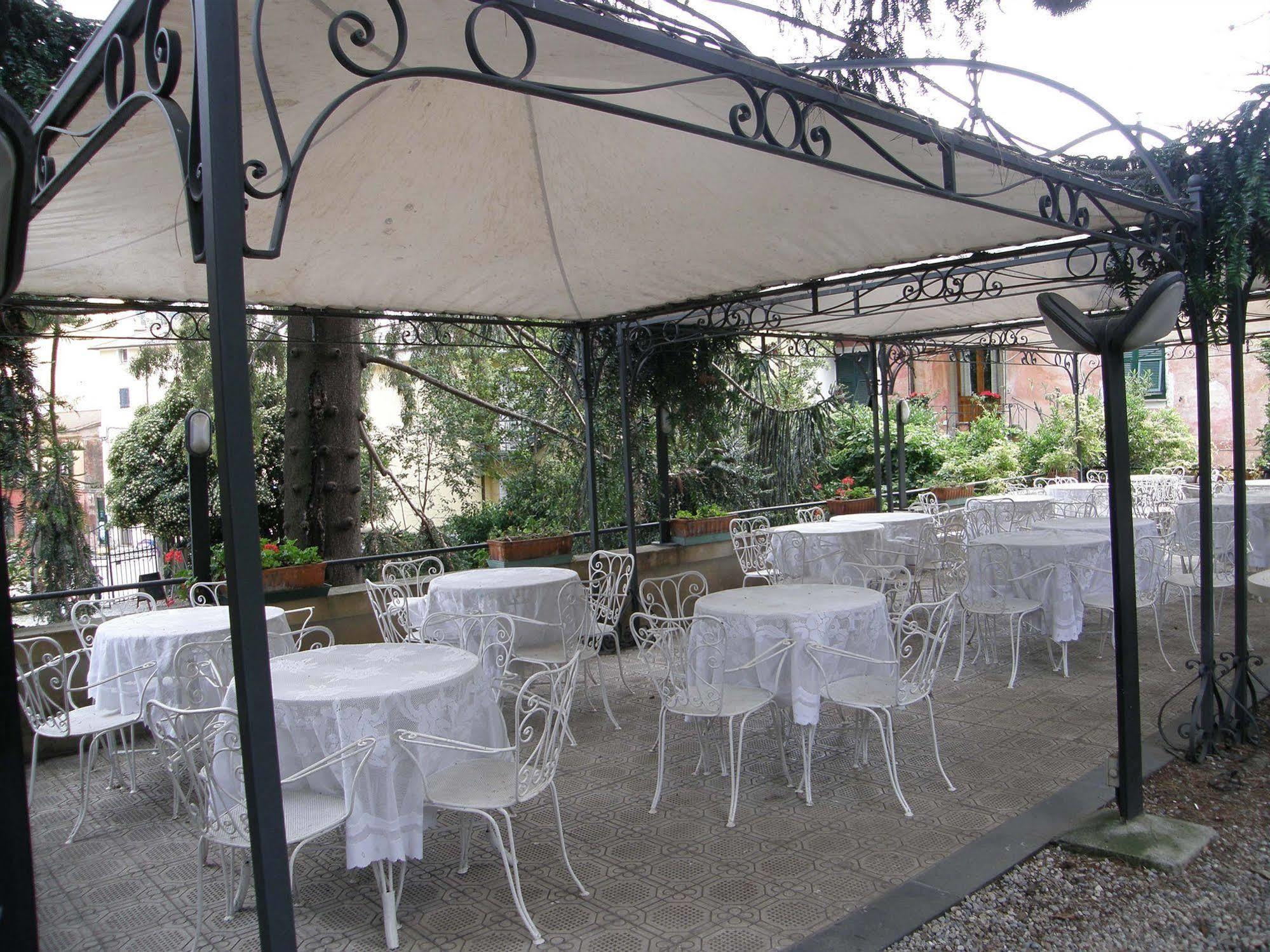Hotel Pensione Moderna Bonassola Bagian luar foto